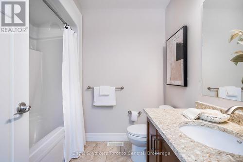 34 Findlay Drive, Collingwood, ON - Indoor Photo Showing Bathroom