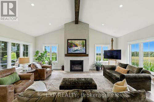 14701 Wilson Avenue, Scugog, ON - Indoor Photo Showing Living Room With Fireplace