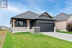 21 HAMILTON STREET  North Middlesex (Ailsa Craig), ON N0M 1A0