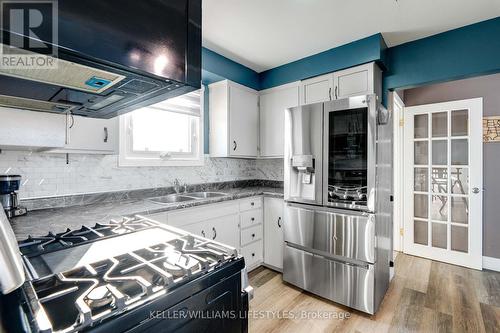 141 Graham Street, Southwest Middlesex (Glencoe), ON - Indoor Photo Showing Kitchen With Double Sink