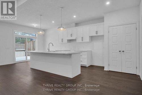 35 - 1080 Upperpoint Avenue, London South (South B), ON - Indoor Photo Showing Kitchen