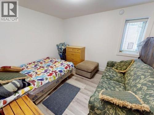 B4-6900 Burnaby Street, Powell River, BC - Indoor Photo Showing Bedroom