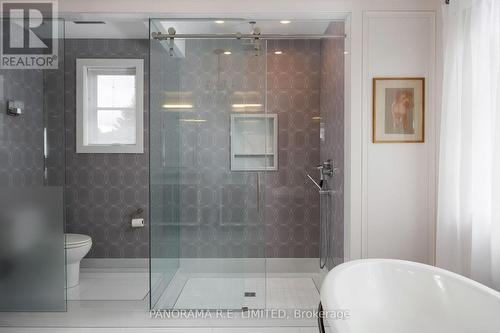 19 Graystone Gardens, Toronto, ON - Indoor Photo Showing Bathroom