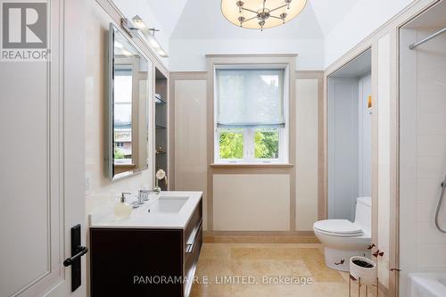 19 Graystone Gardens, Toronto, ON - Indoor Photo Showing Bathroom