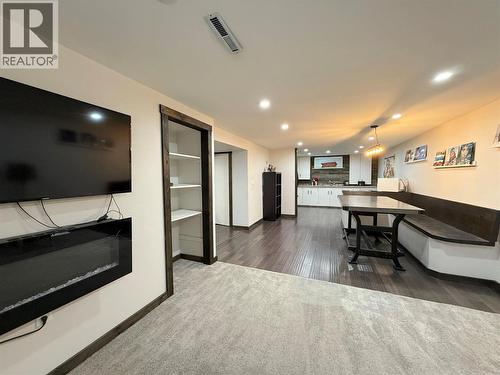 327 Royal Avenue, Kamloops, BC - Indoor