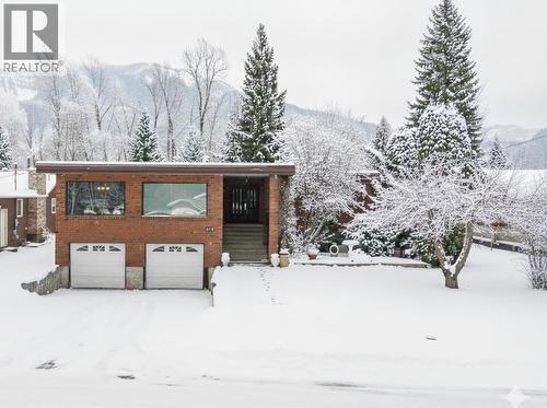 1698 McKenzie Road  Fernie, BC V0B 1M5