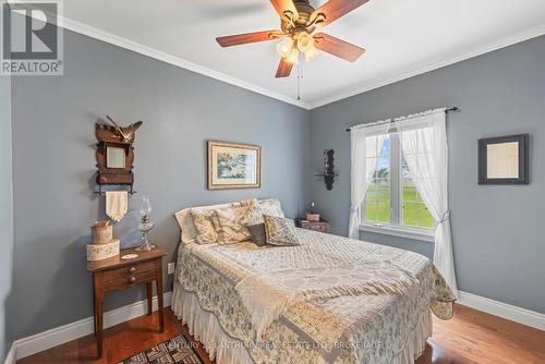 9430 County 2 Road W, Greater Napanee (Greater Napanee), ON - Indoor Photo Showing Bedroom