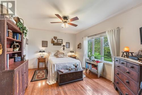 9430 County 2 Road W, Greater Napanee (Greater Napanee), ON - Indoor Photo Showing Bedroom