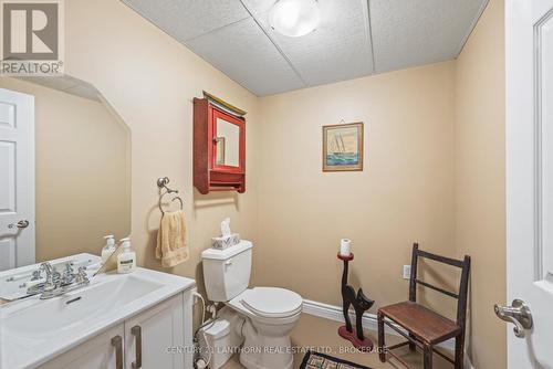 9430 County 2 Road W, Greater Napanee (Greater Napanee), ON - Indoor Photo Showing Bathroom