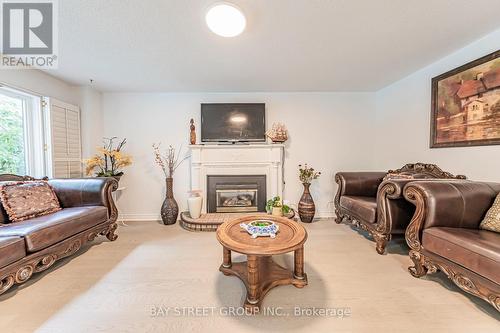 2524 Paula Court, Mississauga, ON - Indoor Photo Showing Living Room With Fireplace
