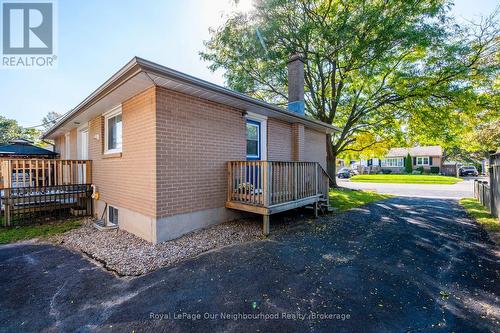 205 Lee Avenue, Whitby (Lynde Creek), ON - Outdoor With Deck Patio Veranda With Exterior