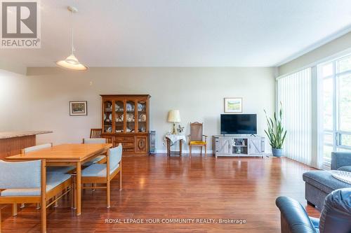 110 - 11121 Yonge Street, Richmond Hill, ON - Indoor