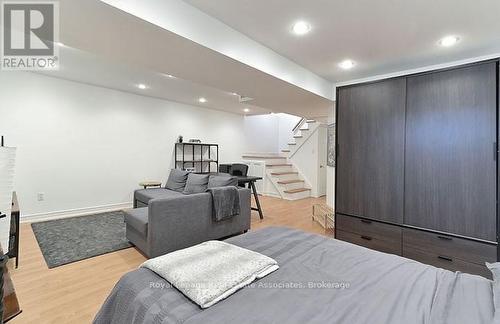 4302 Shelby Crescent, Mississauga, ON - Indoor