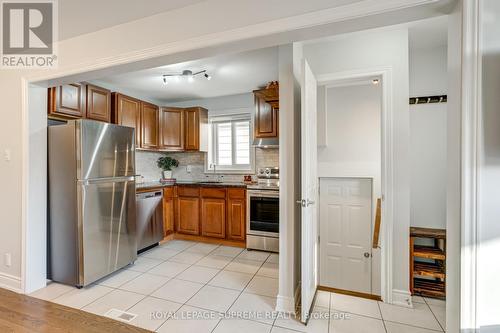 598 Ridelle Avenue, Toronto, ON - Indoor Photo Showing Kitchen