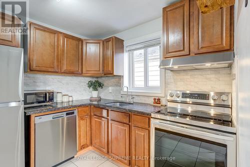 598 Ridelle Avenue, Toronto, ON - Indoor Photo Showing Kitchen