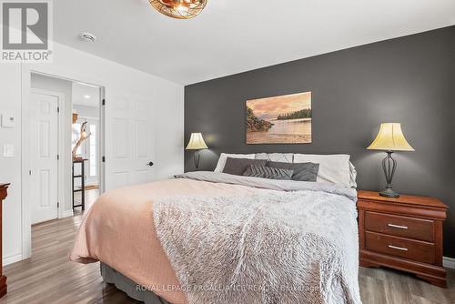 102 - 300 Croft Street, Port Hope, ON - Indoor Photo Showing Bedroom