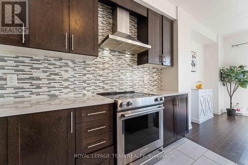 359 Melodie Street, Ottawa, ON - Indoor Photo Showing Kitchen With Upgraded Kitchen