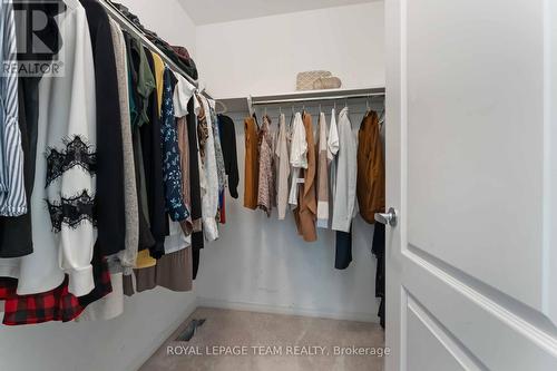 359 Melodie Street, Ottawa, ON - Indoor With Storage