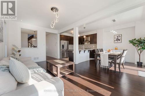 359 Melodie Street, Ottawa, ON - Indoor