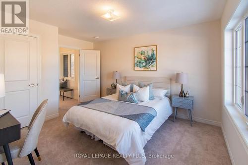 147 Dovedale Drive, Georgina, ON - Indoor Photo Showing Bedroom