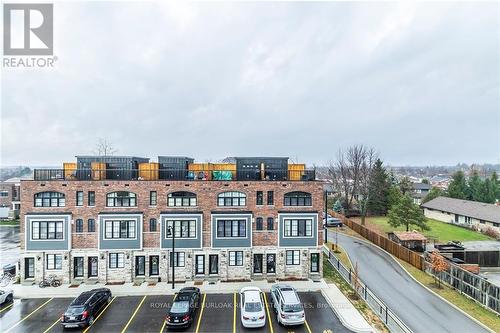8 - 219 Dundas Street E, Hamilton, ON - Outdoor With View