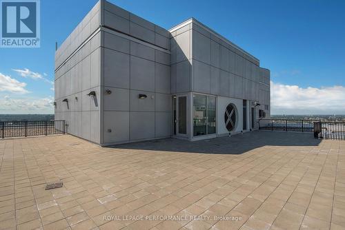 1805 - 179 Metcalfe Street, Ottawa, ON - Outdoor With Exterior