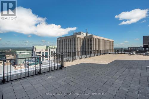 1805 - 179 Metcalfe Street, Ottawa, ON - Outdoor