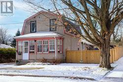 Fully Fenced, 206' deep lot. - 