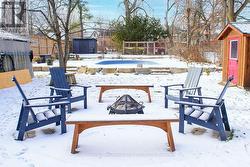 Enjoy the backyard in every season! - 