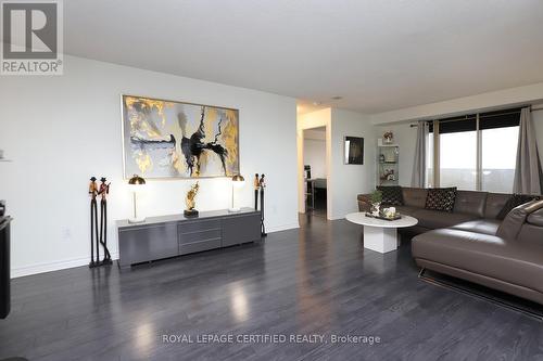 Living room - 1409 - 700 Constellation Drive, Mississauga, ON - Indoor Photo Showing Living Room