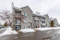 302-84 Ch. du Souvenir  Bois-Des-Filion, QC J6Z 4P9