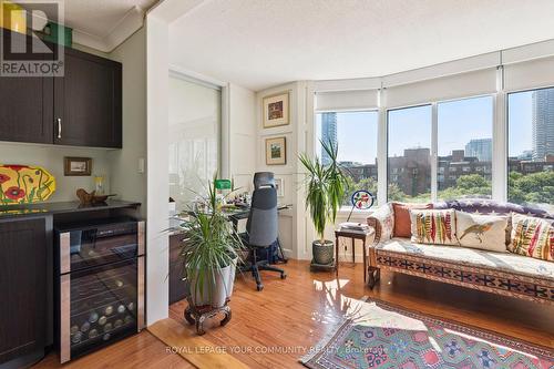 603 - 135 George Street S, Toronto, ON - Indoor