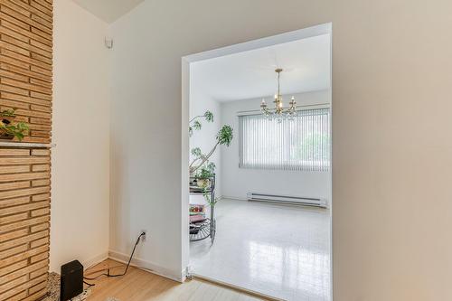 Dining room - 4304 7E Rue, Laval (Chomedey), QC - Indoor Photo Showing Other Room
