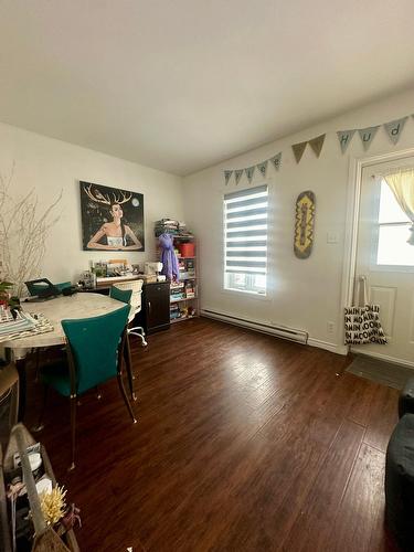 Living room - 2542  - 2544 Av. St-Alexis, Shawinigan, QC - Indoor Photo Showing Living Room