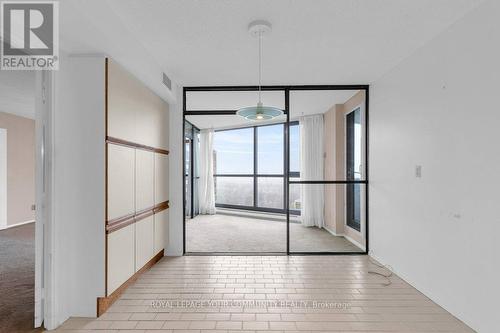 2511 - 2000 Islington Avenue, Toronto, ON - Indoor Photo Showing Other Room