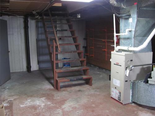 4309 22 Street, Vernon, BC - Indoor Photo Showing Basement
