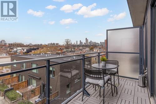 417 - 205 Manning Avenue, Toronto, ON - Outdoor With Balcony
