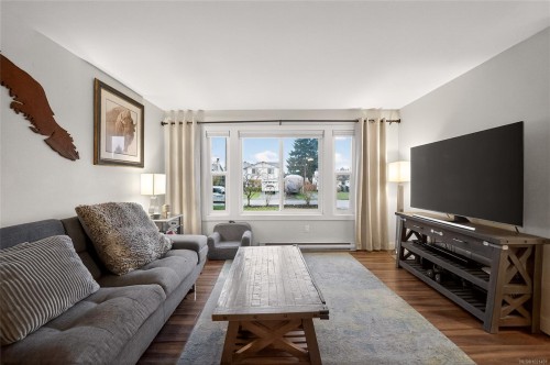 2674 Camcrest Dr, Nanaimo, BC 