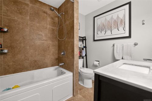 2674 Camcrest Dr, Nanaimo, BC 