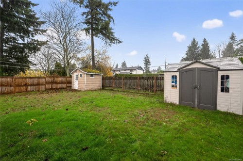 2674 Camcrest Dr, Nanaimo, BC 