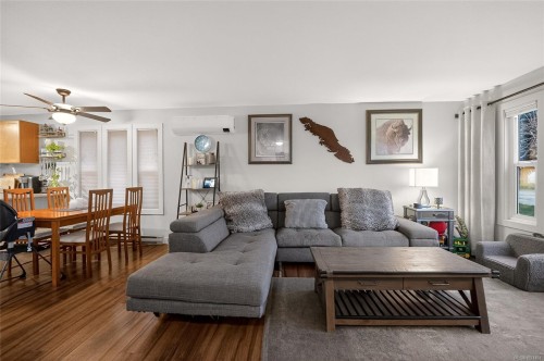 2674 Camcrest Dr, Nanaimo, BC 