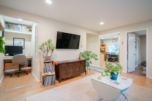 547 Seventh St, Nanaimo, BC 