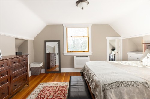 2194 Central Ave, Oak Bay, BC 