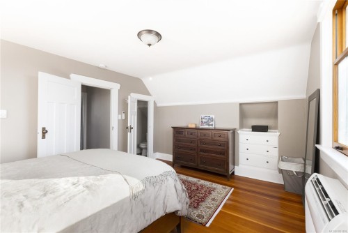 2194 Central Ave, Oak Bay, BC 