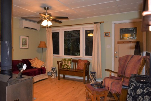 4222 Armadale Rd, Pender Island, BC 