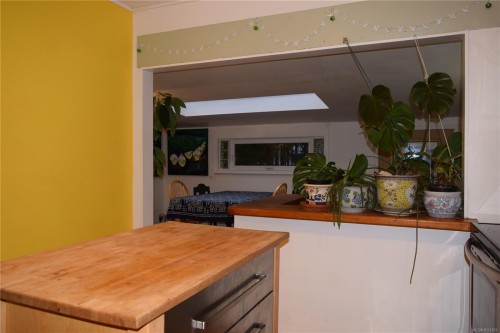 4222 Armadale Rd, Pender Island, BC 