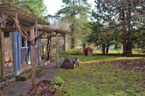 4222 Armadale Rd, Pender Island, BC 