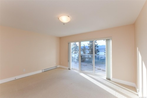 412-2275 Comox Ave, Comox, BC - Indoor Photo Showing Other Room