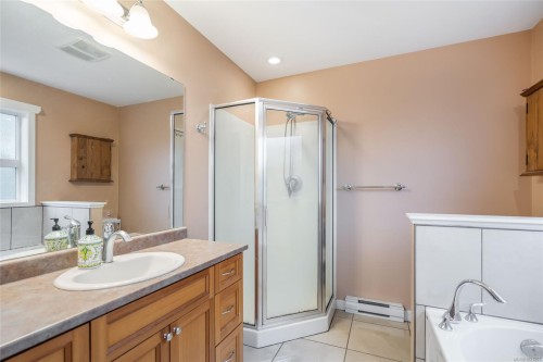 367 Mckillop Dr, Parksville, BC 