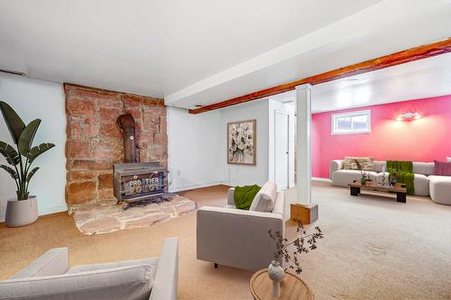 Family room - 728 Rue Beaugrand, Laval (Saint-Vincent-De-Paul), QC - Indoor With Fireplace